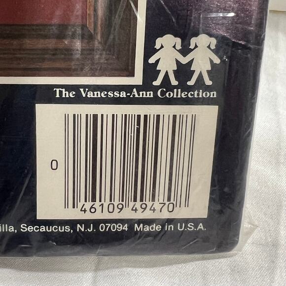 Bucilla Friendship Tree Welcome Friends Counted Bead Embroidery Kit - Picture 7 of 11